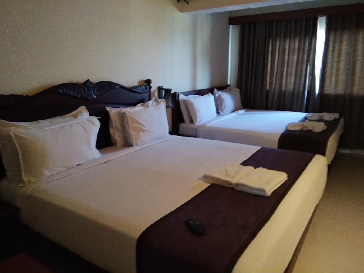 Hotel Sea Face Канниякумари Экстерьер фото